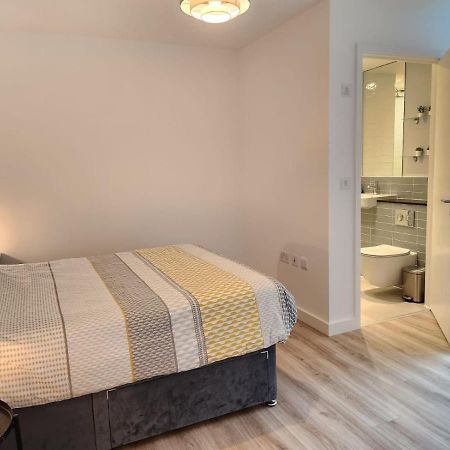 Lovely Luxury Apartment Near Luton Airport 801 Exterior foto